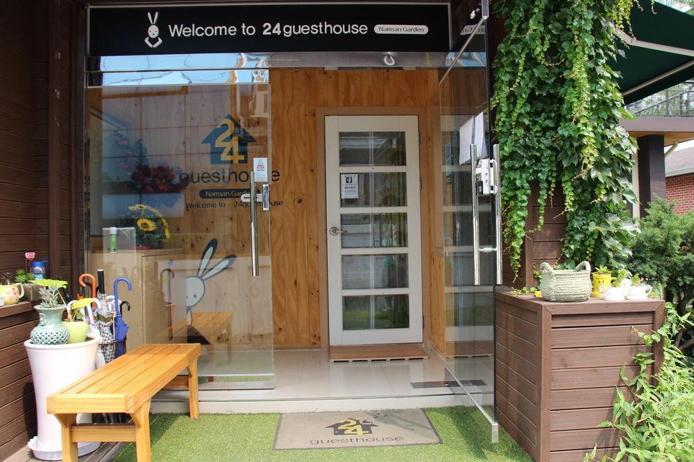 24 Guesthouse Namsan Garden Soul Exteriér fotografie